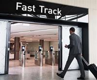 خدمات فست ترک &quot;Fast Track&quot; پرواز خروجی &quot;Departure&quot; فرودگاه بین المللی امام خمینی (ره) با 10% تخفیف انحصاری اعضای ویژه پرتال تجارت